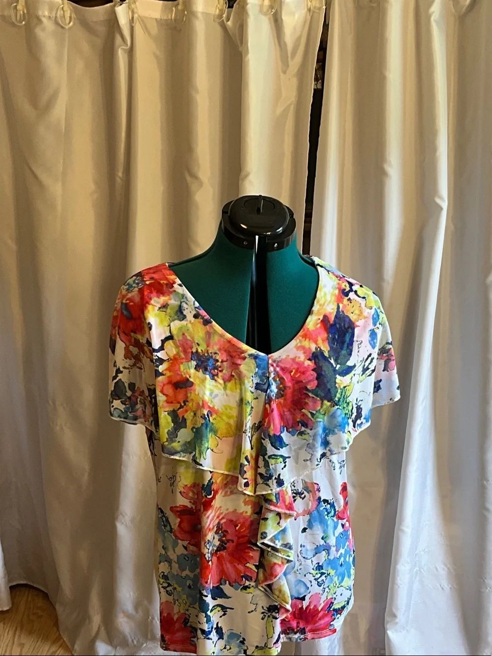 Floral Ruffle Front Short Sleeve Top - Multicolor